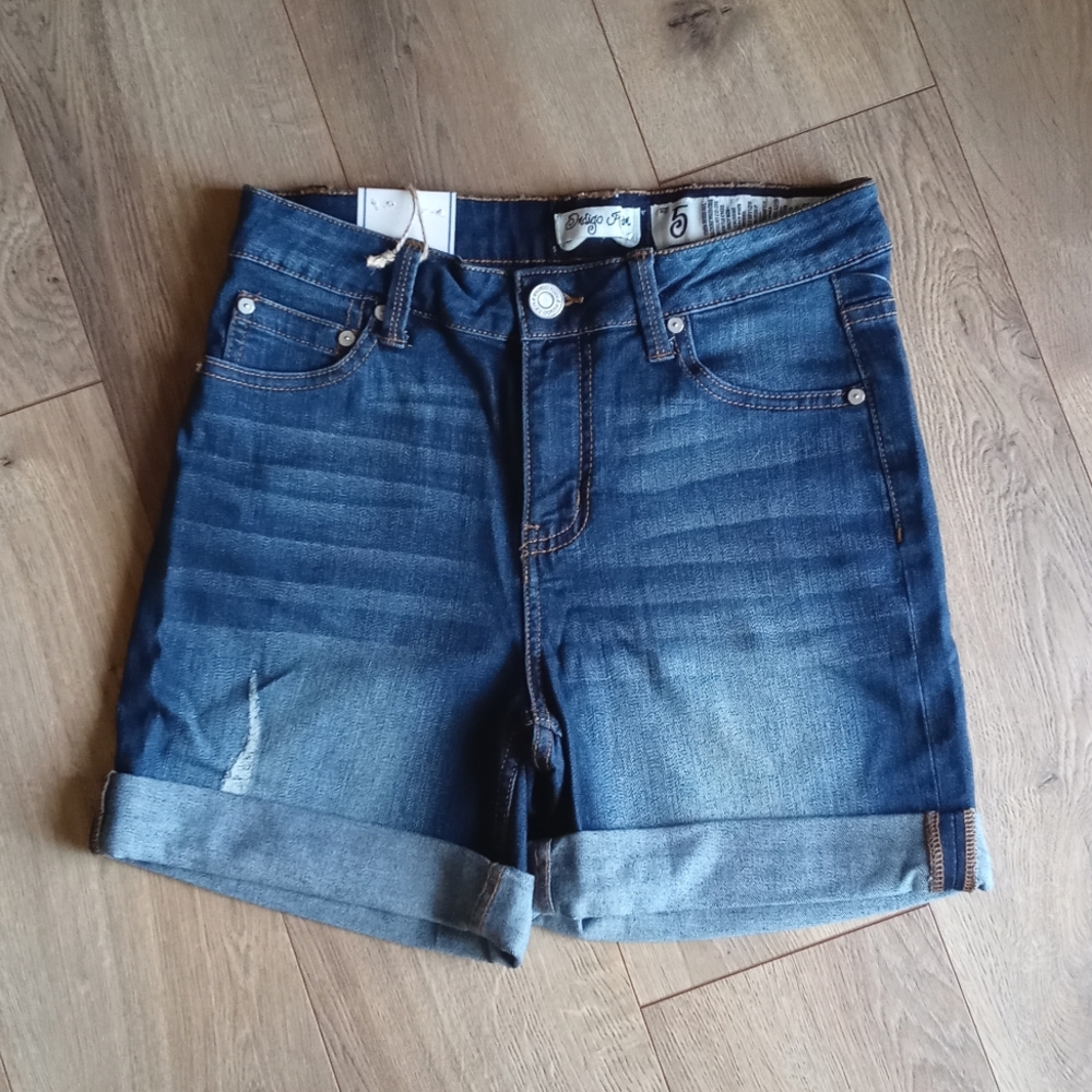 Indigo Rein Highrise Shorts